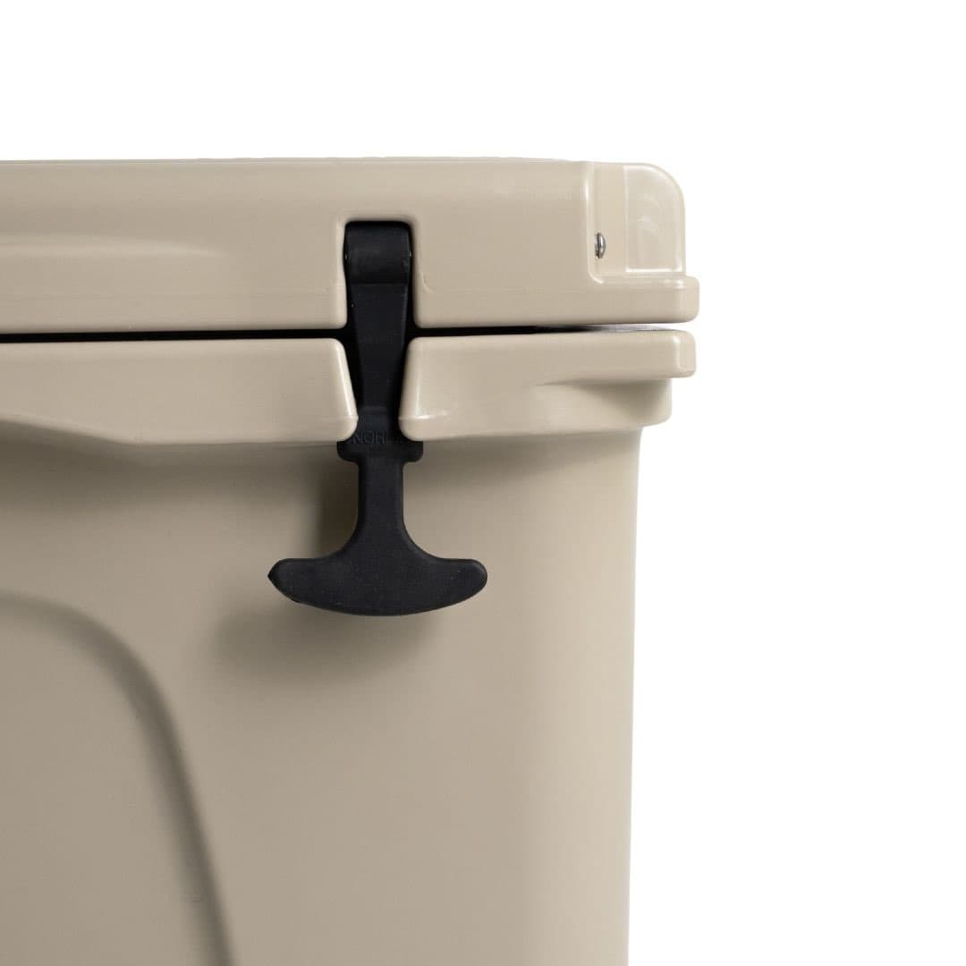 Hard Cooler 50 latas Arena
